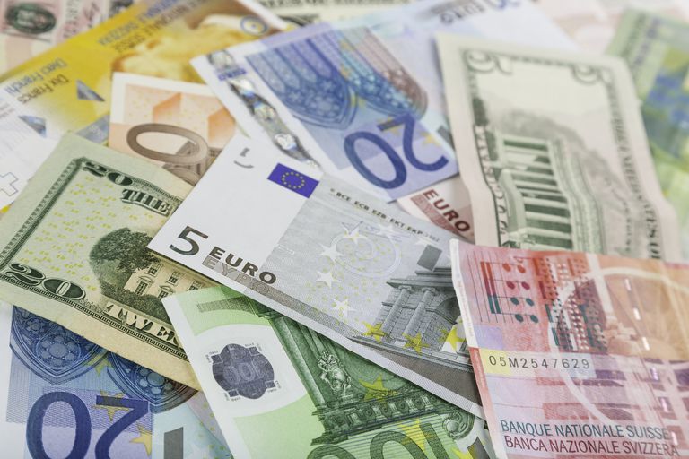 Dólar y Euro - Imagen de referencia